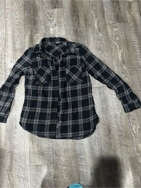H&M Black and White Plaid Button-Down Shirt